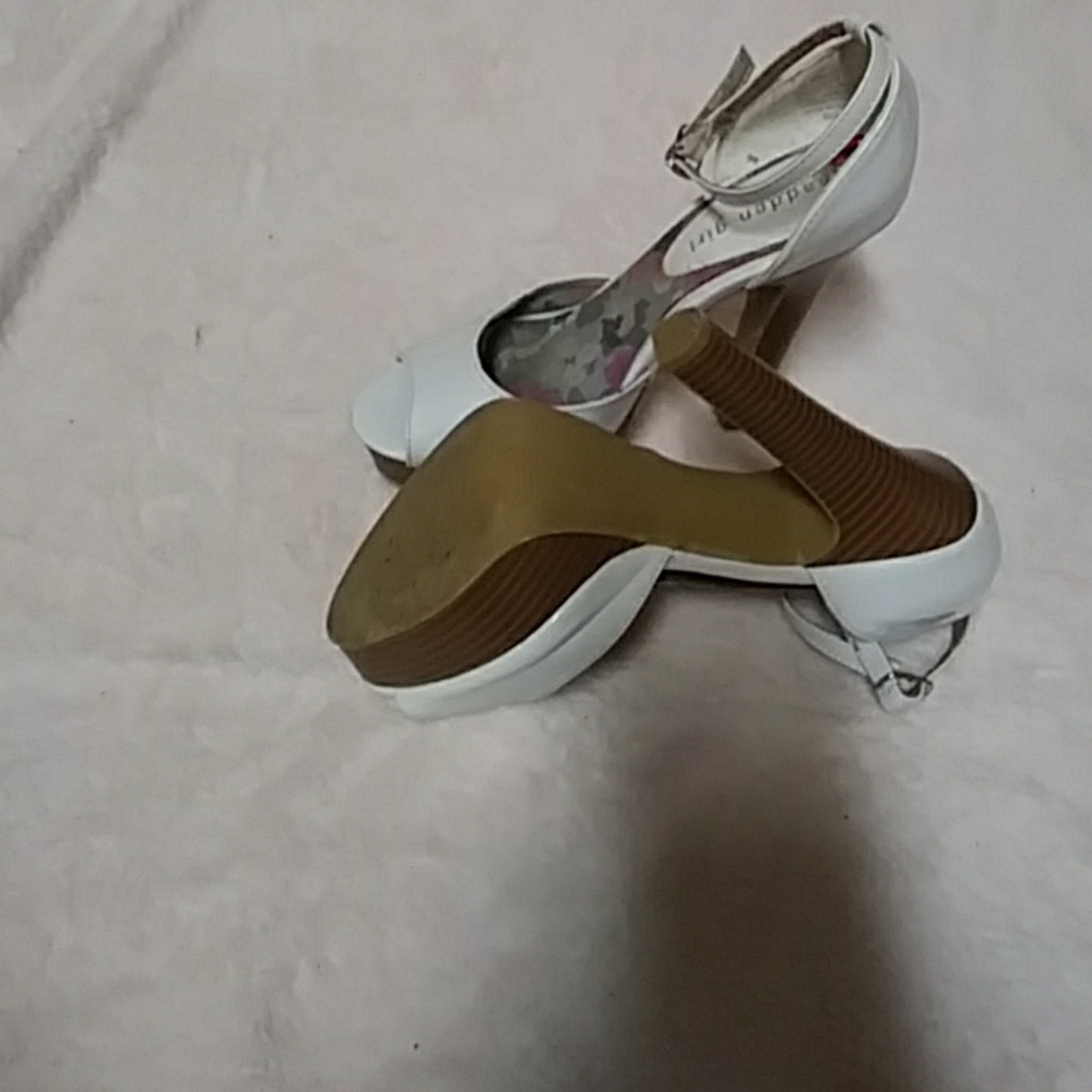 Madden Girl Heels - Picture 2 of 3